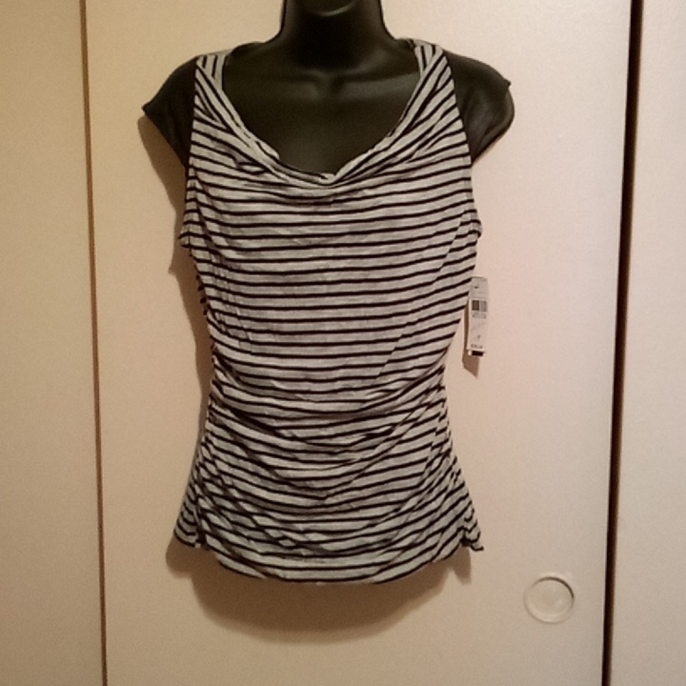 🆕NWT A.Byer rushed side tee